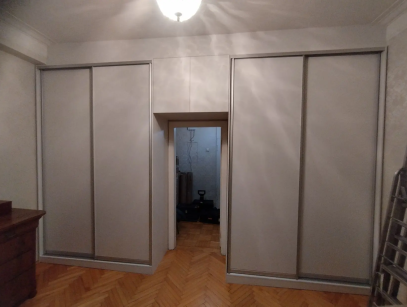  Шкаф купе в алюминевом профиле (25.11.02K)