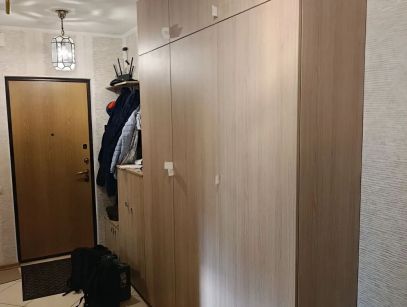 Мебель в детскую комнату и прихожую